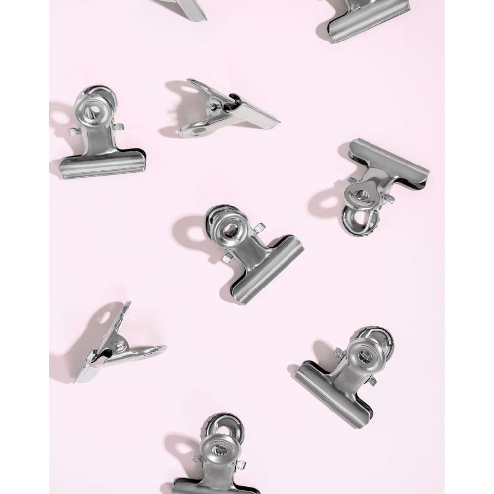 Metal-clips-1000x1000 Set di clip in metallo per modellare le unghie - immagine 1